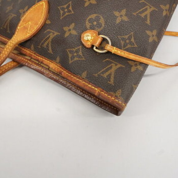 Louis Vuitton Monogram Neverfull MM Tote Bag - Picture 12 of 16